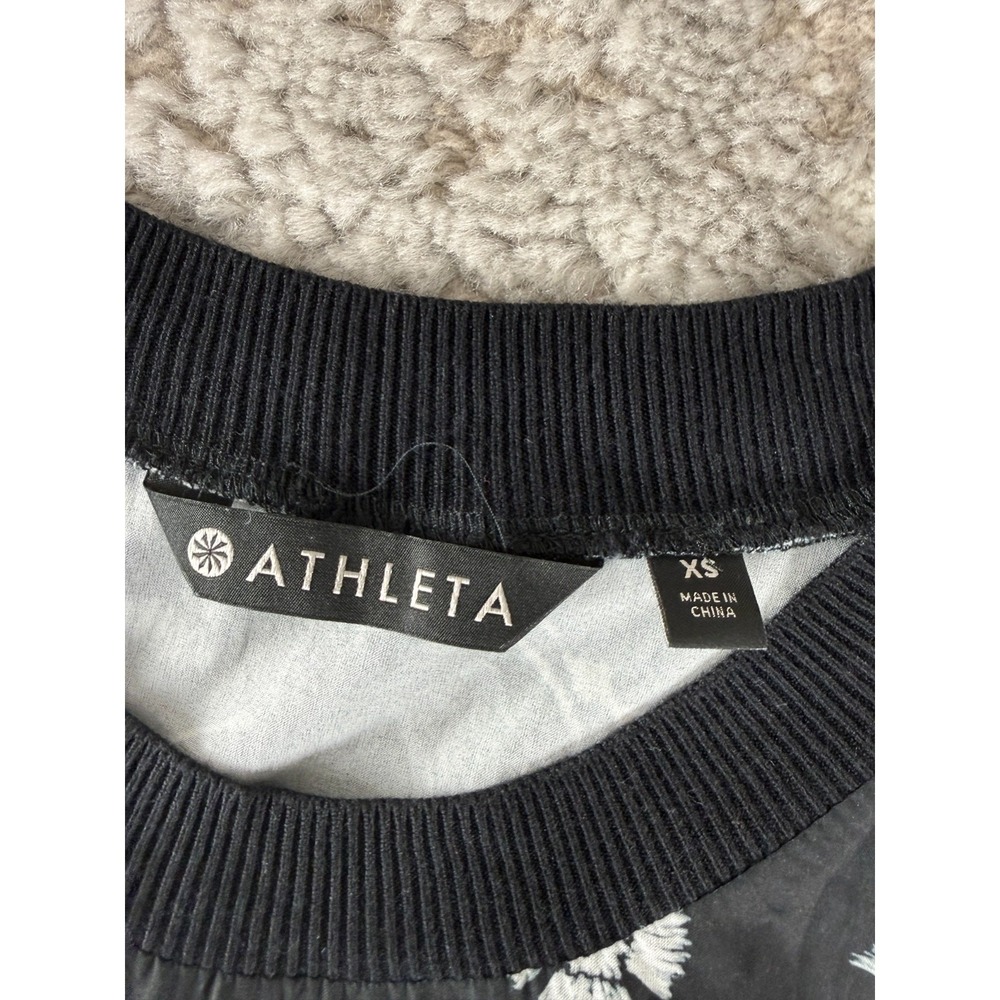 Athleta Size XS Floral Tropical Vacation Top Black Sleeveless Pullover Stretch - Picture 4 of 7